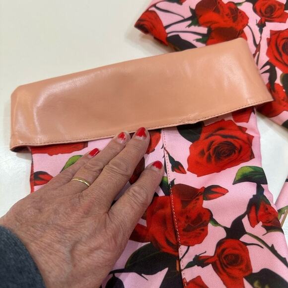 Thigh High Rose Print Boots. 4.5”L Heel. 9”W at the top. 5”W at ankle. Size 6 - Picture 6 of 7